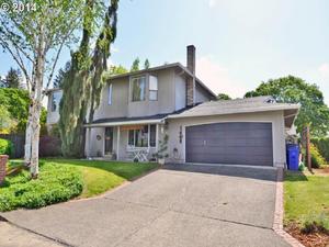 photo 1 of 1405 Columbia Ave, Gladstone OR 97027
