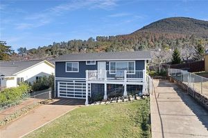 photo 1 of 3086 Westridge Dr, Kelseyville, CA 95451