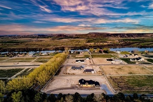 photo 1 of 7660 Hidden Valley Rd, Marsing, ID 83639