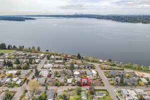 photo 1 of 335 8th Ave W, Kirkland, WA 98033