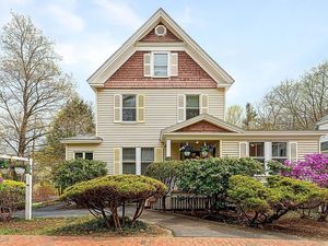 photo 1 of 108 Main Street, Ogunquit, ME 03907