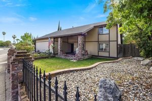 photo 1 of 8321 Argo Dr, Citrus Heights, CA 95610