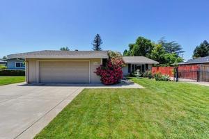 photo 1 of 9554 Bullion Way, Orangevale, CA 95662