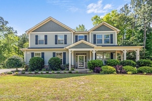 photo 1 of 74 Twisted Oak Ct, Hampstead, NC 28443
