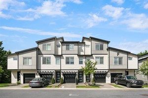 photo 1 of 3230 148th Street SW Unit #F-3, Lynnwood, WA 98087