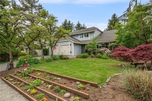 photo 1 of 4529 192nd Ave SE, Issaquah, WA 98027