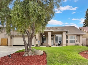 photo 1 of 4005 E Sue Ave, Visalia, CA 93292