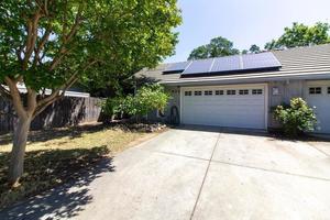 photo 1 of 2604 Walnut Ave, Carmichael, CA 95608