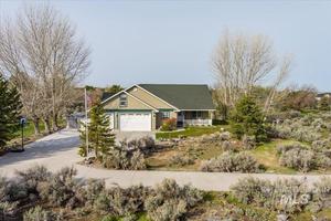 photo 1 of 4128 N Meadow Ridge Circle, Twin Falls, ID 83301