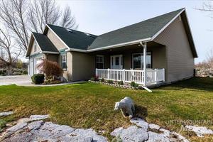 photo 1 of 4128 N Meadow Ridge, Twin Falls, ID 83301
