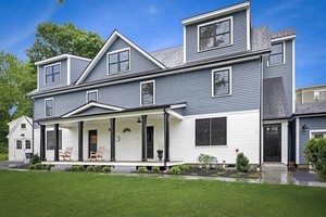 photo 1 of 3 Manning St #2, Ipswich, MA 01938