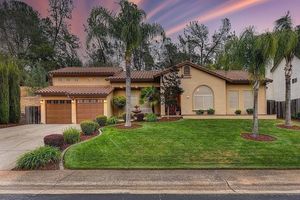 photo 1 of 147 Hopfield Dr, Folsom, CA 95630