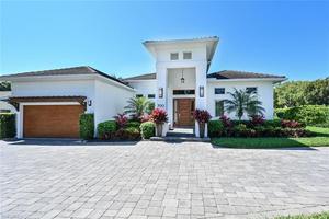 photo 1 of 700 Park Shore DR, Naples, FL 34103