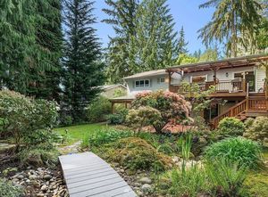 photo 1 of 12823 NE 107th Place, Kirkland, WA 98033