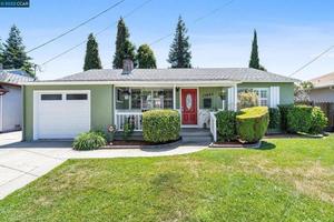 photo 1 of 17665 Via Arroyo, San Lorenzo, CA 94580