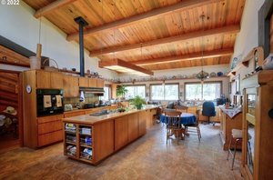 photo 1 of 52050 Read Loop, La Pine, OR 97739