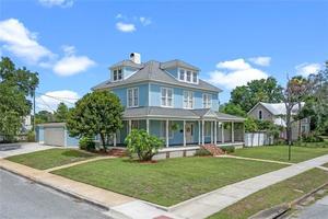 photo 1 of 620 Indian River Ave, Titusville, FL 32796