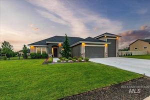 photo 1 of 8564 Telaga Way, Middleton, ID 83644