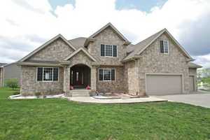 photo 1 of 5205 Waterfront Ct, Pleasant Hill IA 50327