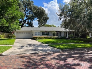 photo 1 of 719 Alameda St, Orlando, FL 32804