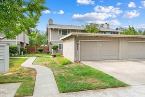photo 1 of 7428 Ranch Ave, Citrus Heights, CA 95610