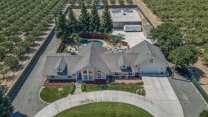 photo 1 of 11315 E Nebraska Ave, Selma, CA 93662