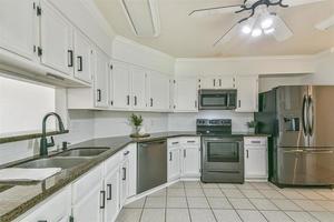 photo 1 of 2506 Bisontine St, Friendswood, TX 77546
