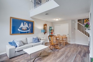 photo 1 of 330 Leeward Trl, Woodbury, MN 55129