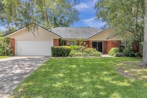photo 1 of 4986 Canary Ct, Fleming Island, FL 32003