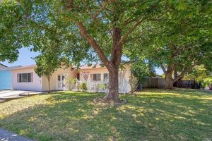 photo 1 of 7451 Bobbie Way, Rohnert Park, CA 94928