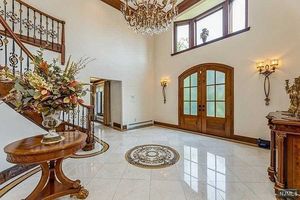 photo 1 of 806 Sussex Rd, Franklin Lakes, NJ 07417