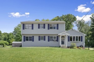 photo 1 of 55 High St, Wilmington, MA 01887