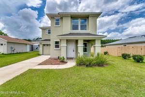 photo 1 of 2198 Fresco Dr, Middleburg, FL 32068