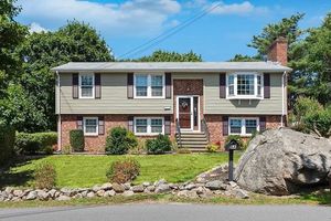 photo 1 of 6-6 Starknaught Hts #A, Gloucester, MA 01930