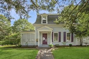 photo 1 of 42 Willow St, Reading, MA 01867