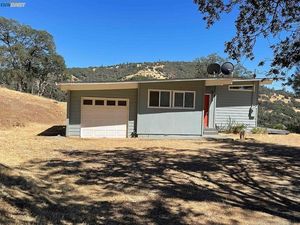 photo 1 of 5074 Oak Ridge Rd, Coulterville, CA 95311