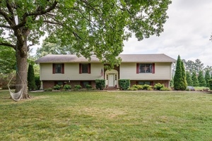 photo 1 of 176 Toliver Lake Rd, Manchester, TN 37355