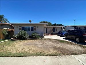 photo 1 of 10712 Lesterford Ave, Downey, CA 90241