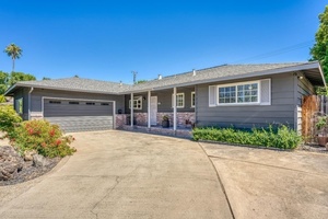 photo 1 of 10836 Glenhaven Way, Rancho Cordova, CA 95670