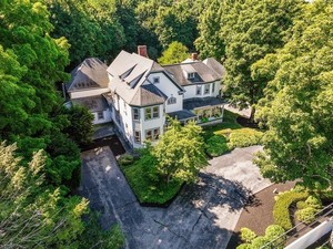 photo 1 of 29 Main St, Westford, MA 01886