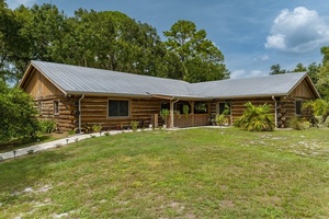 photo 1 of 4750 County Road 309b, Lake Panasoffkee, FL 33538