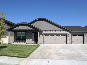 photo 1 of 6001 Rockrose Ln, Pasco, WA 99301