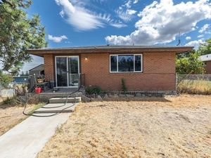 photo 1 of 1621 4th St, Cheney, WA 99004