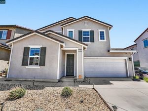 photo 1 of 2401 Sheldon Dr, Fairfield, CA 94533