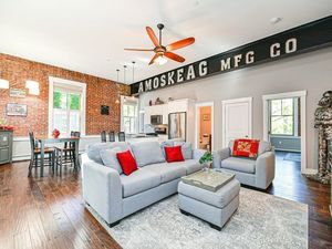 photo 1 of 395 Canal Street UNIT 1, Manchester, NH 03101