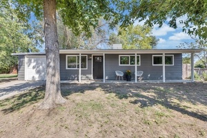 photo 1 of 3445 Colvin Dr, Loomis, CA 95650