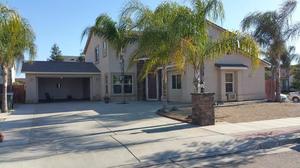 photo 1 of 2855 Cherry Ave, Sanger, CA 93657