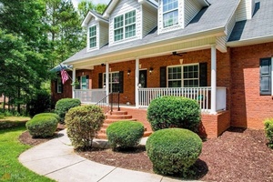 photo 1 of 276 Harbour Shores Dr, Jackson, GA 30233