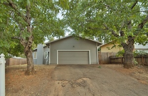 photo 1 of 9385 Pawnee Trail, Kelseyville, CA. 95451