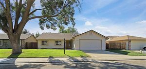 photo 1 of 1397 Edgewood Ave, Escalon, CA 95320